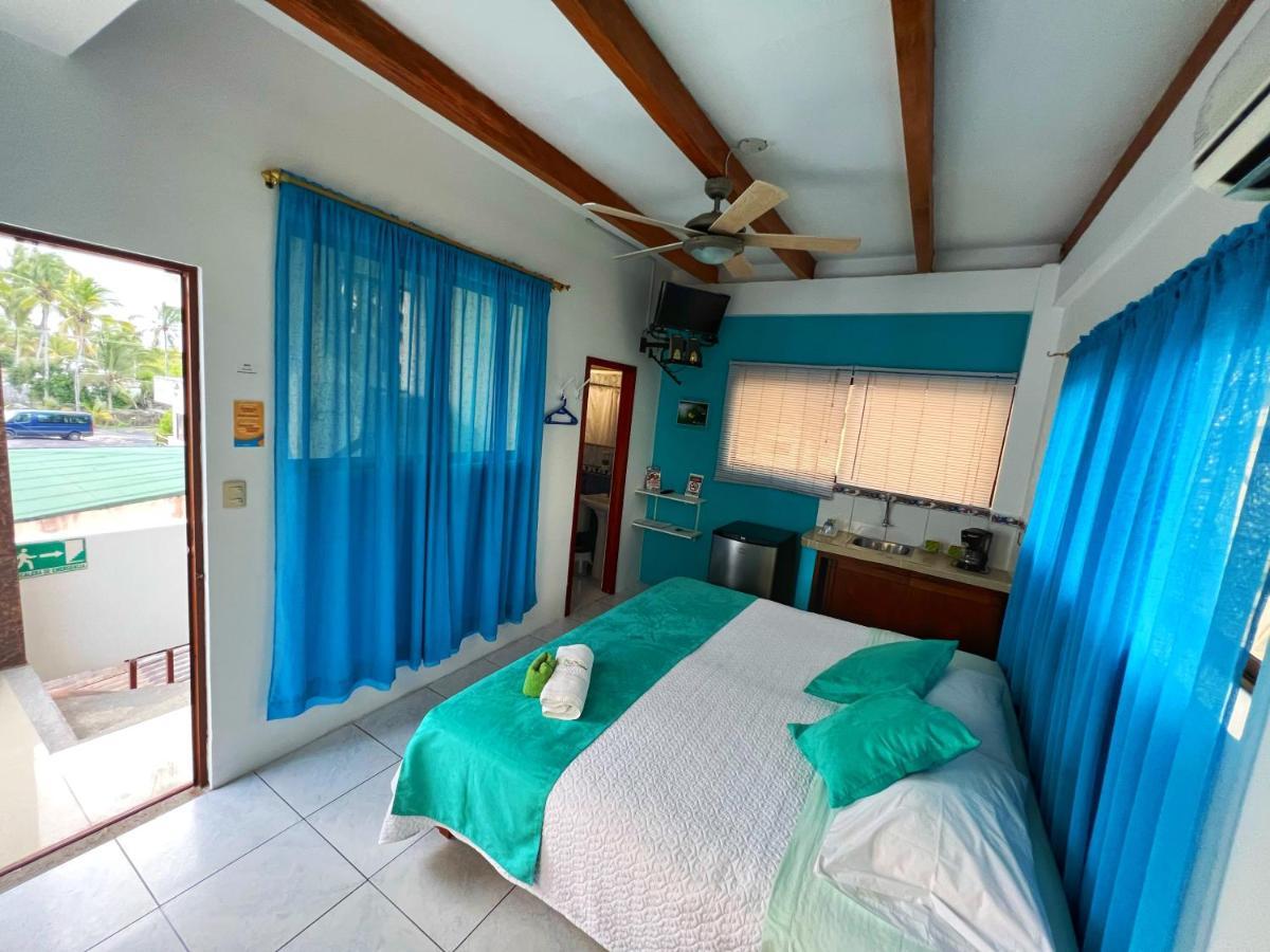 Hotel Sun Island à Puerto Villamil Extérieur photo