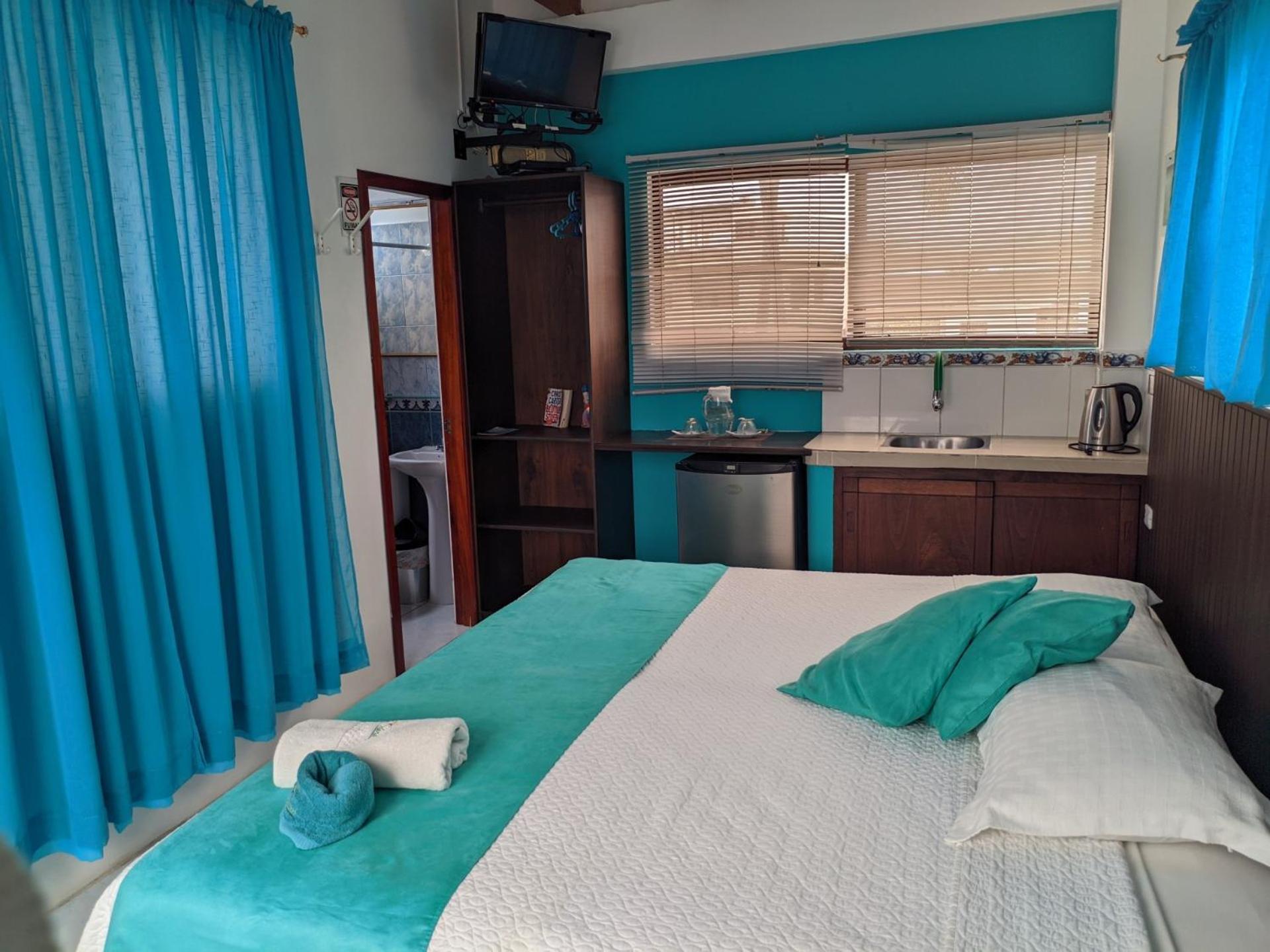 Hotel Sun Island à Puerto Villamil Extérieur photo